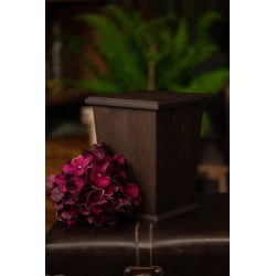 Helsinki sötétbarna fa urna