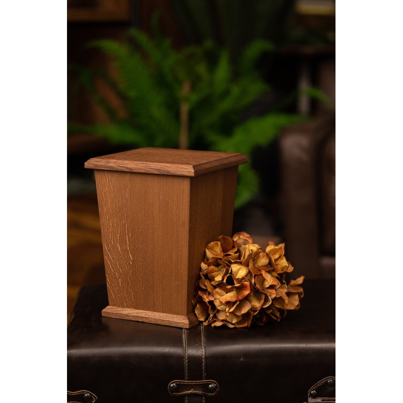 Helsinki világosbarna fa urna