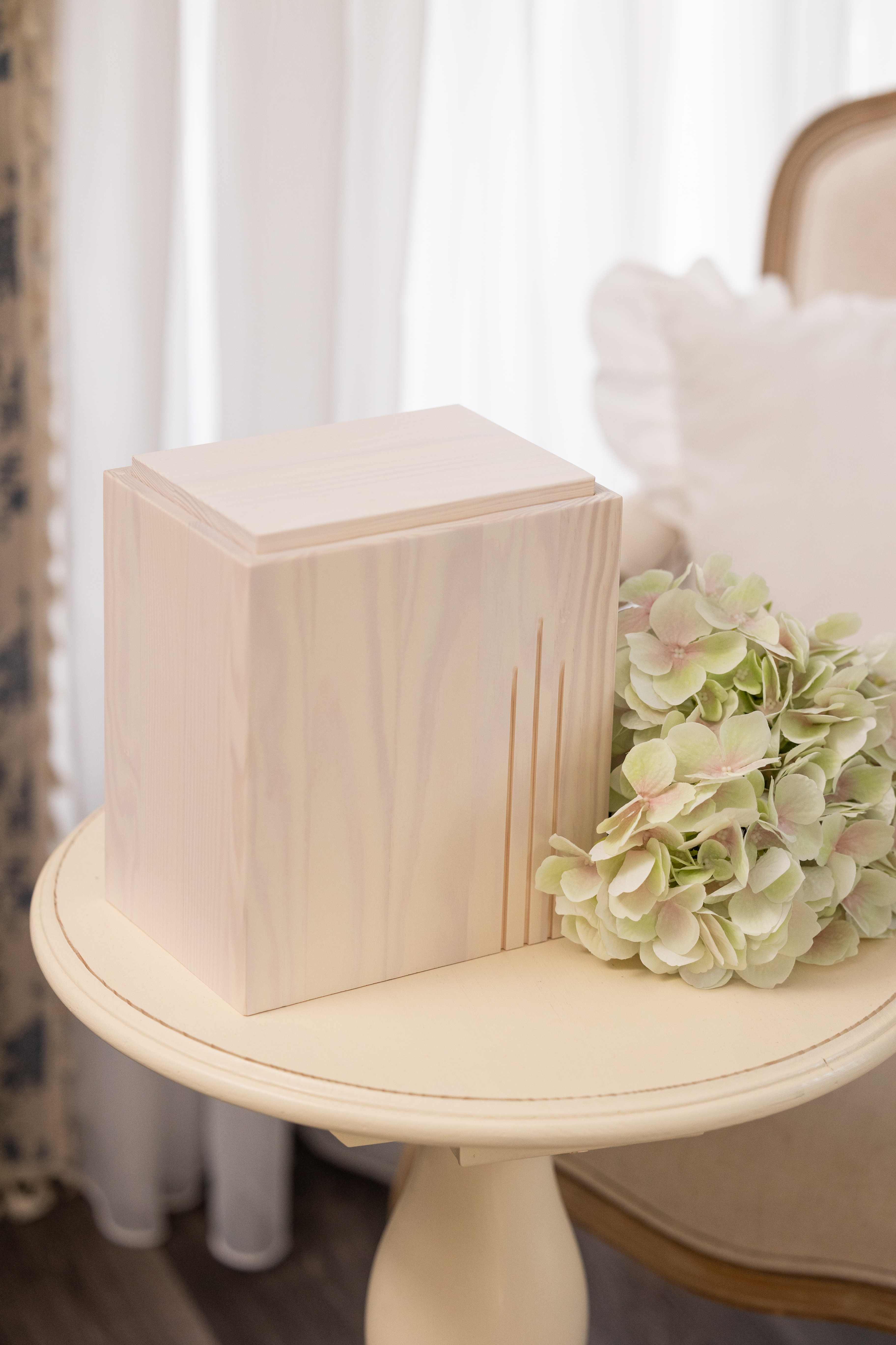 sabinaurna london fa urna